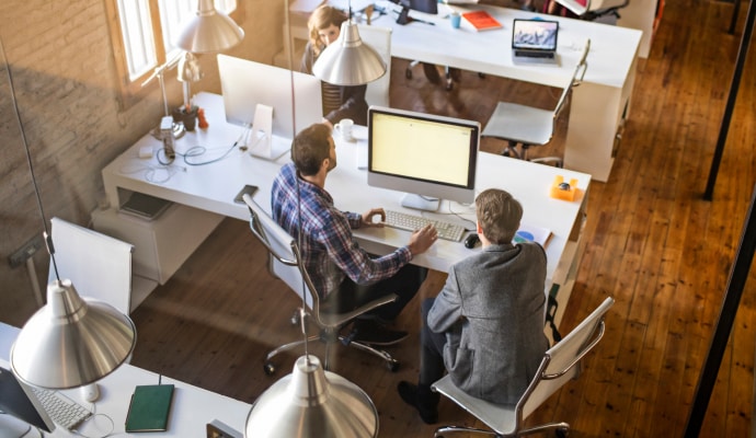 2 Colleges Discussing.